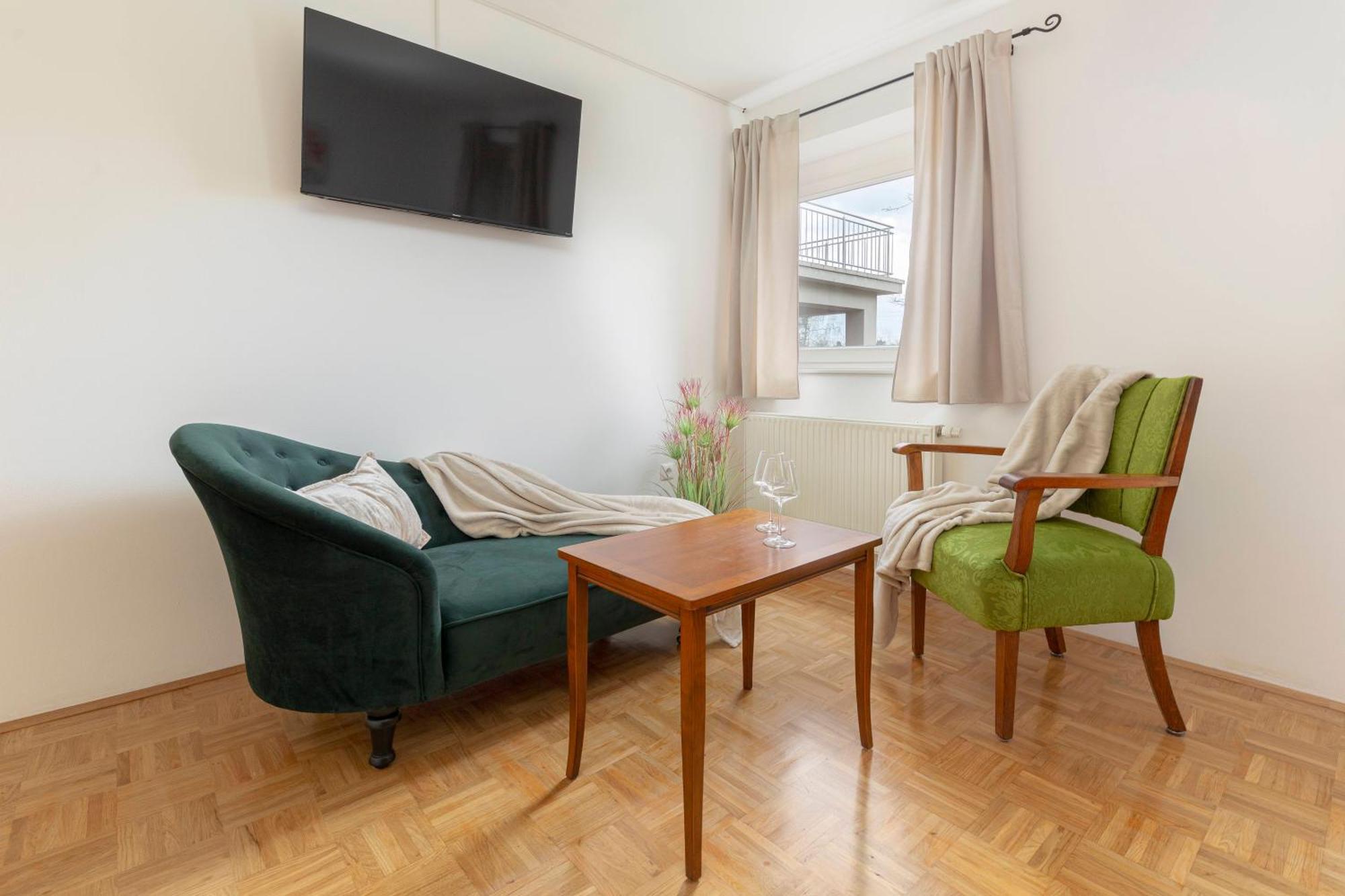 דירות לובליאנה Cozy Garden Flat מראה חיצוני תמונה